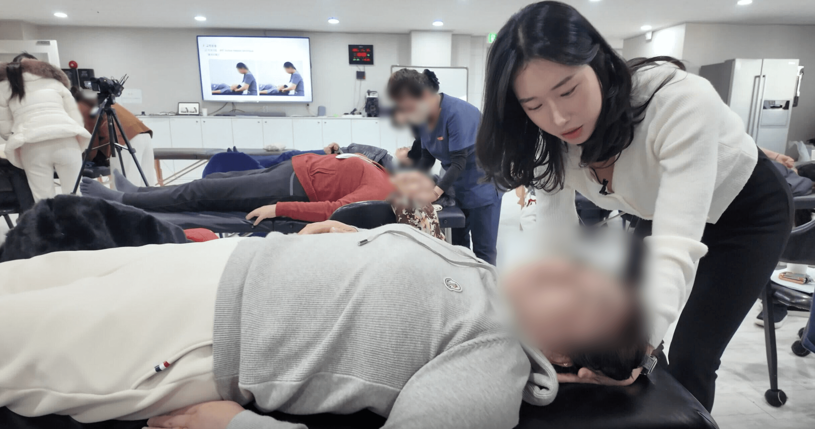 방문간호 현장 실습에 참여한 지역사회 간호사들